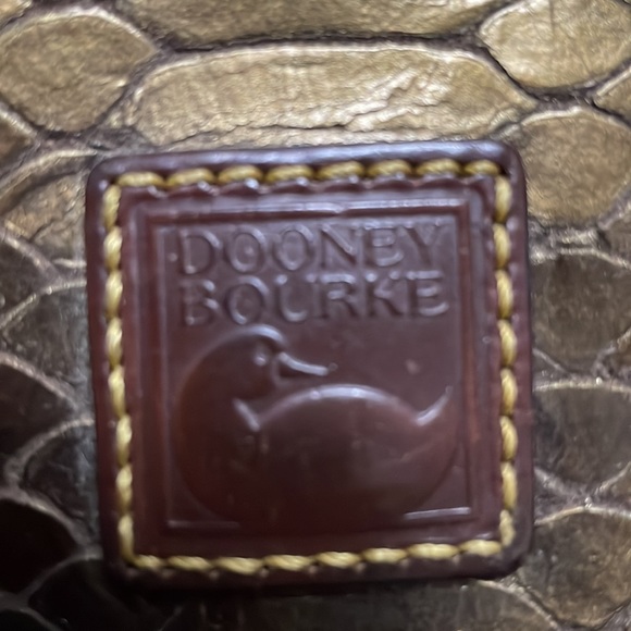 Dooney & Bourke - Picture 3 of 12